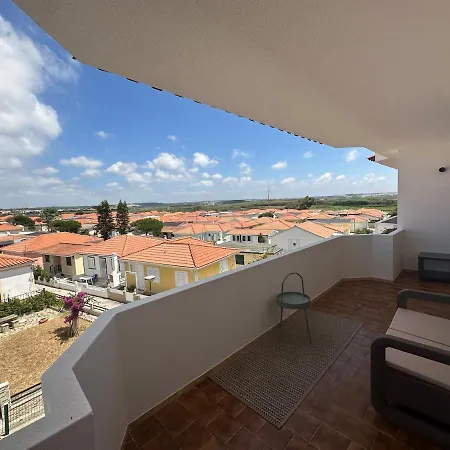 Peniche Ocean House * فيريل